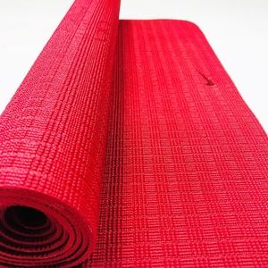 NIKE Yoga Mat w/ Towel-- Red